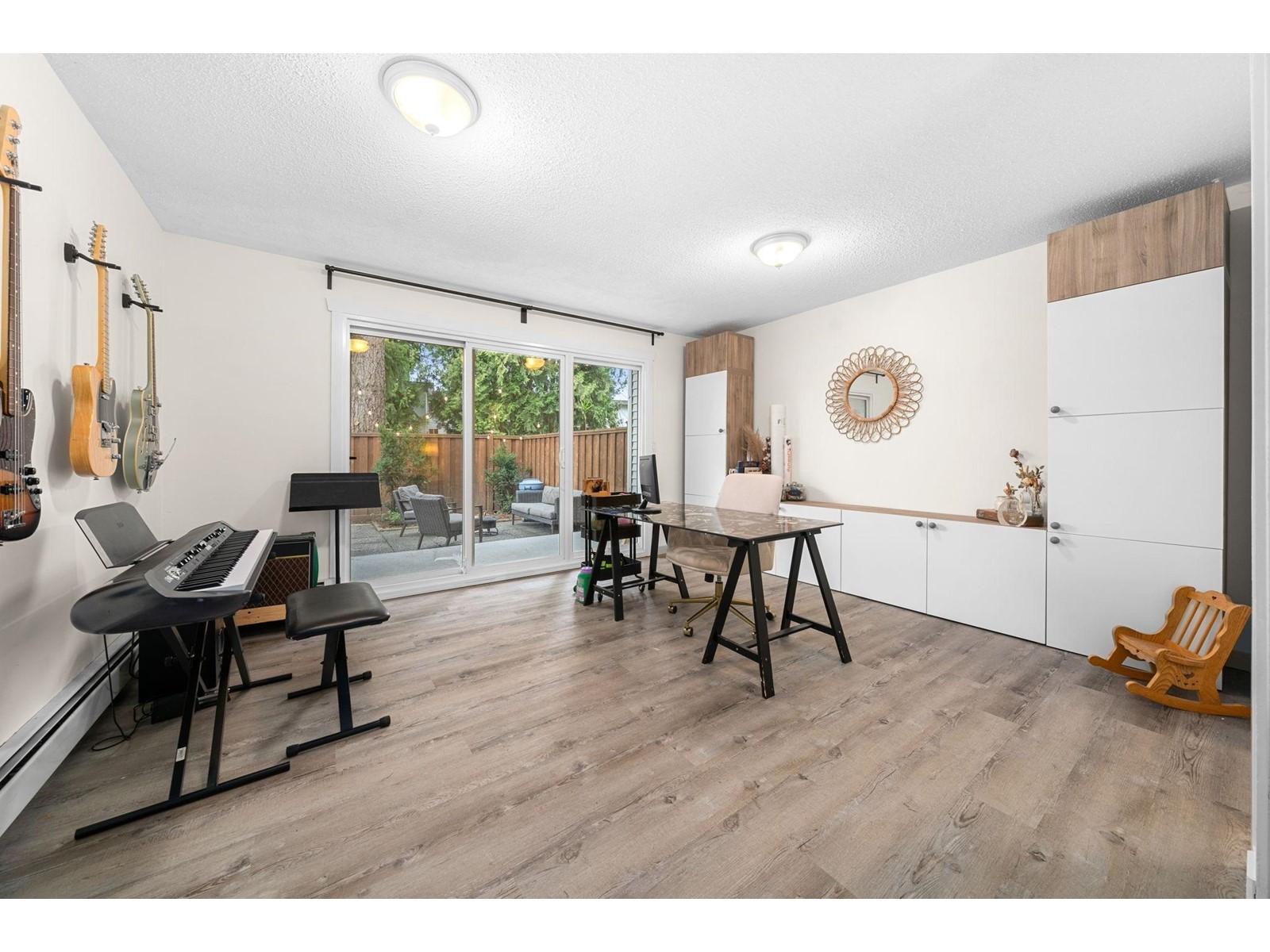 1 33293 E BOURQUIN CRESCENT, Abbotsford
