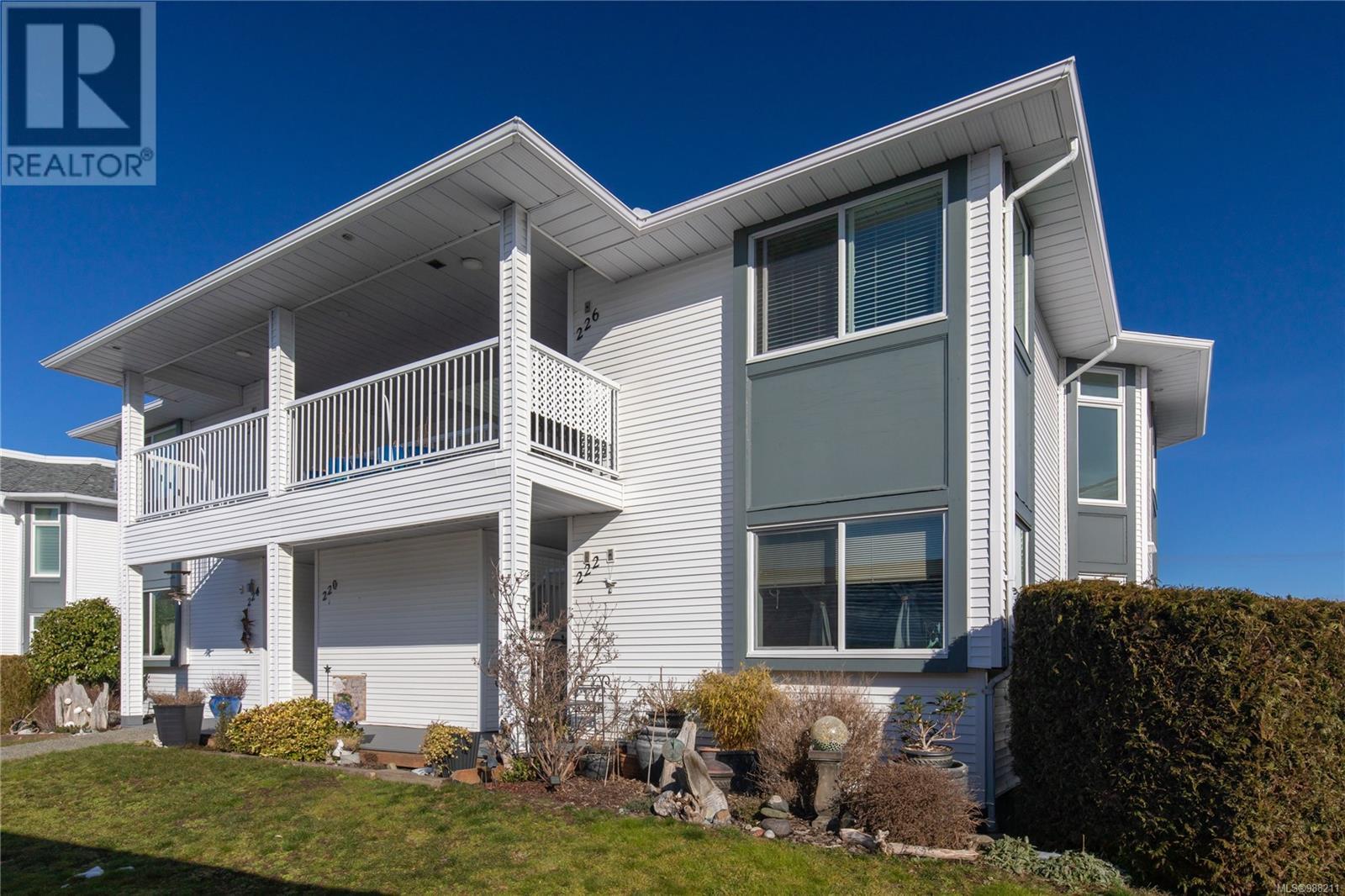 220 330 Dogwood St, Parksville