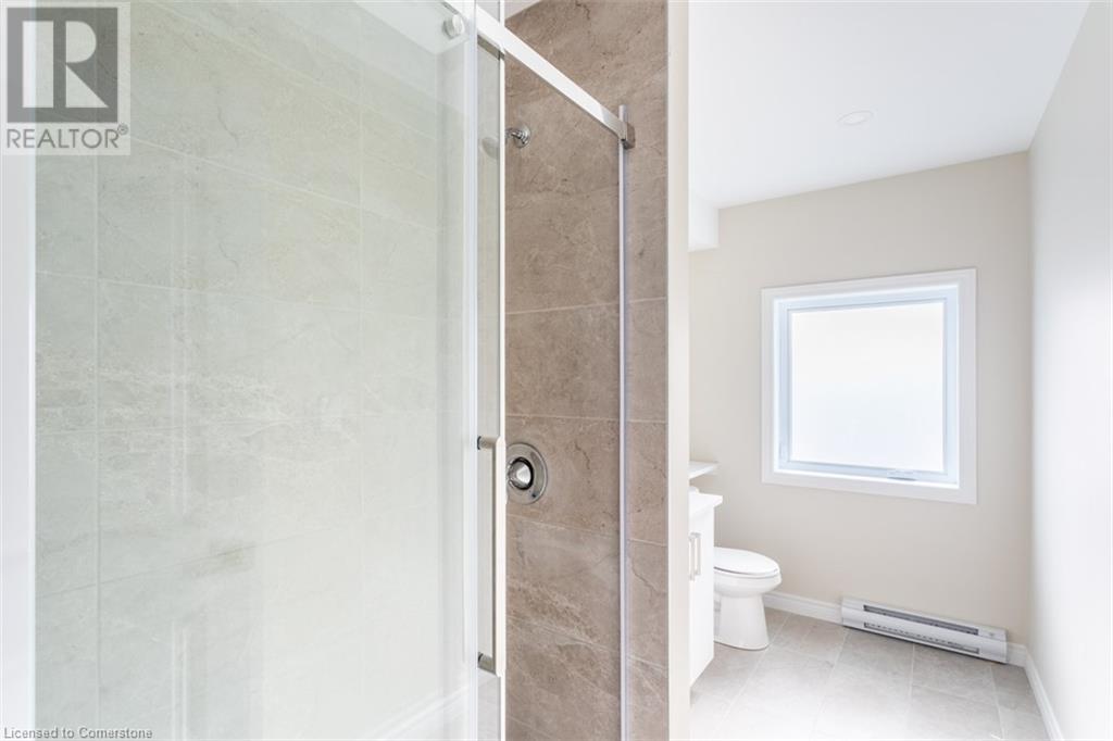 Photo 17 of 816 Concession Street Unit 3, Hamilton ON