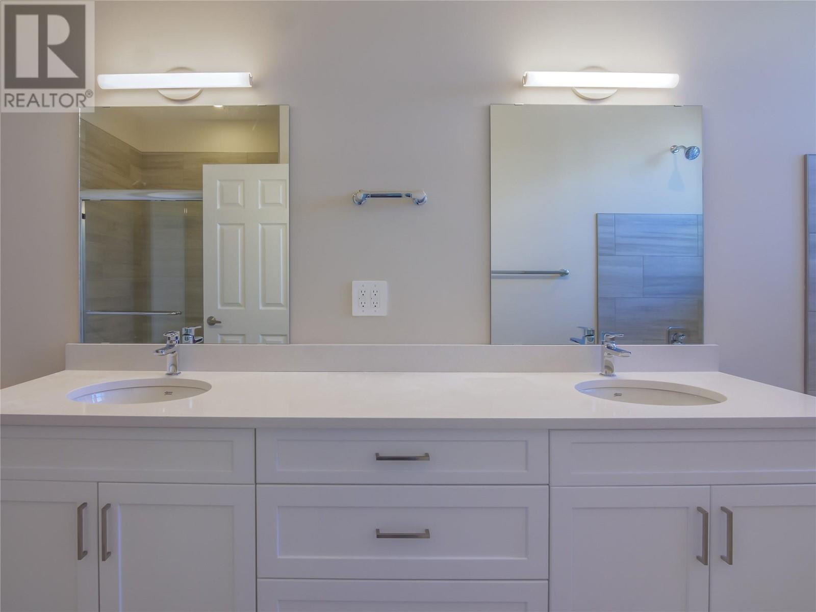 3362 SKAHA LAKE Road Unit# 1301, Penticton