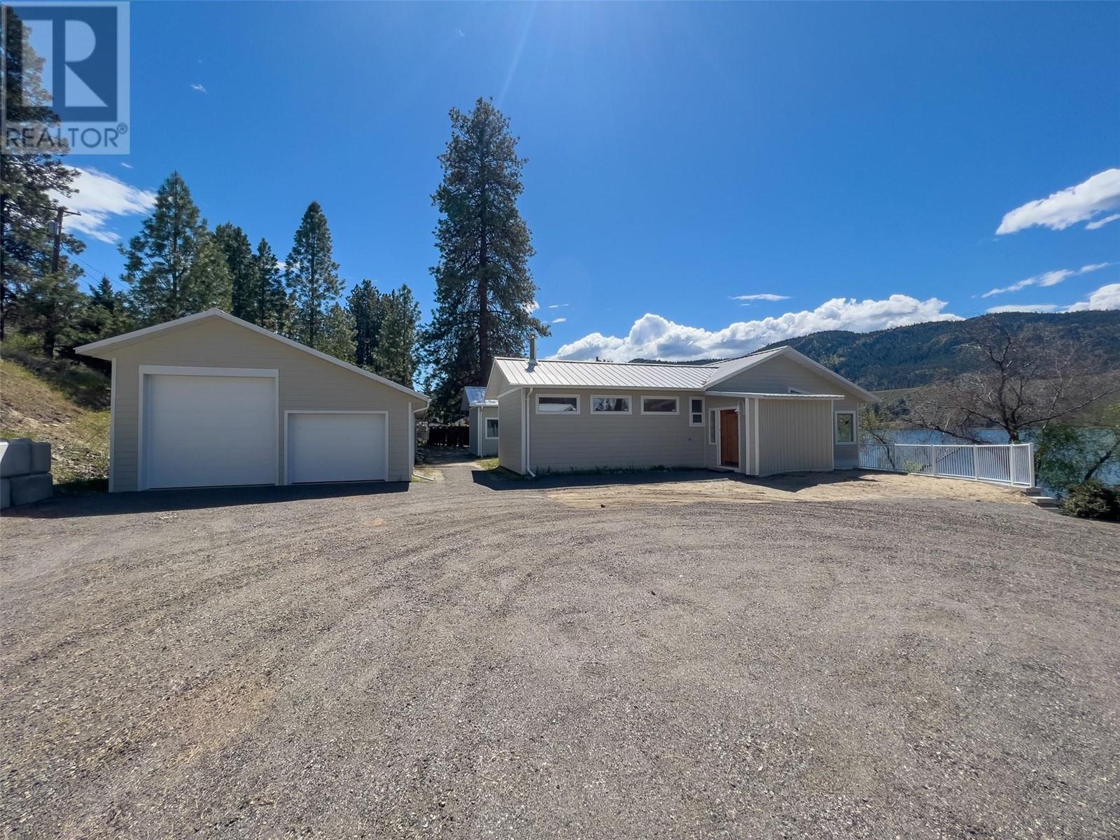368 & 374 Eastside Road, Okanagan Falls