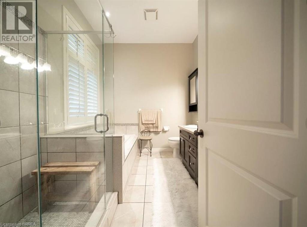 Photo 14 of 68 Fairview Drive Unit 10, Brantford ON