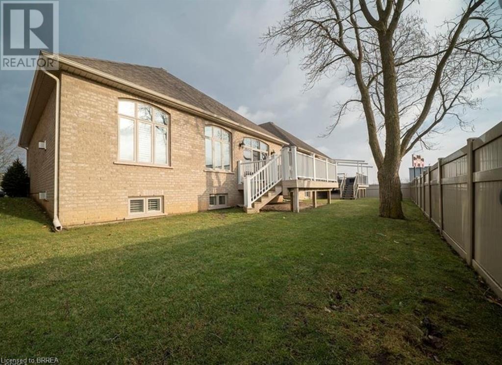 Photo 19 of 68 Fairview Drive Unit 10, Brantford ON