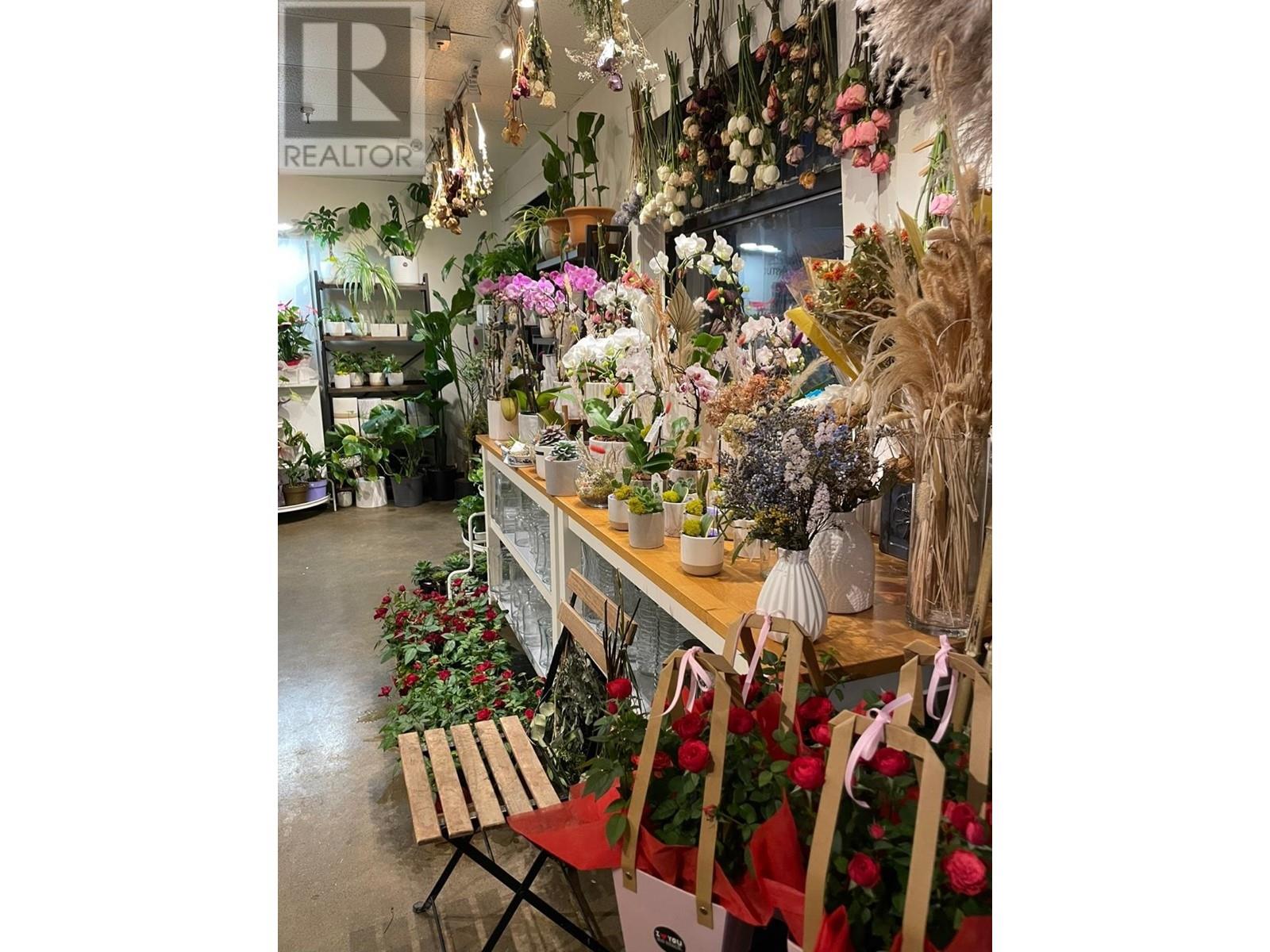 531 RICHARDS STREET, Vancouver