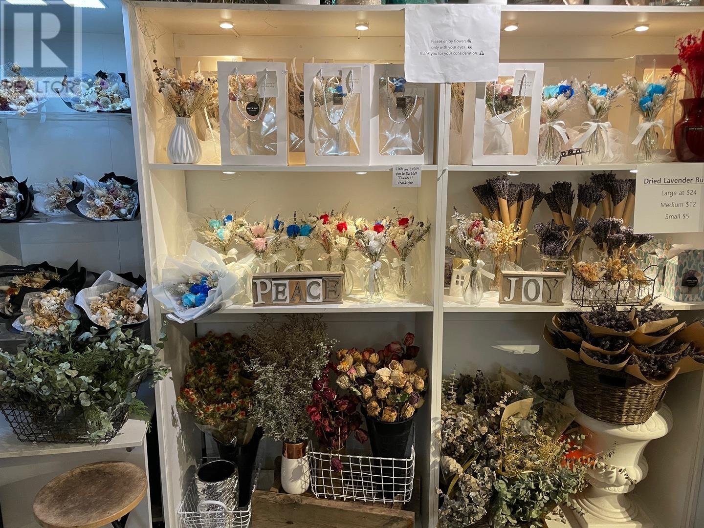 531 RICHARDS STREET, Vancouver