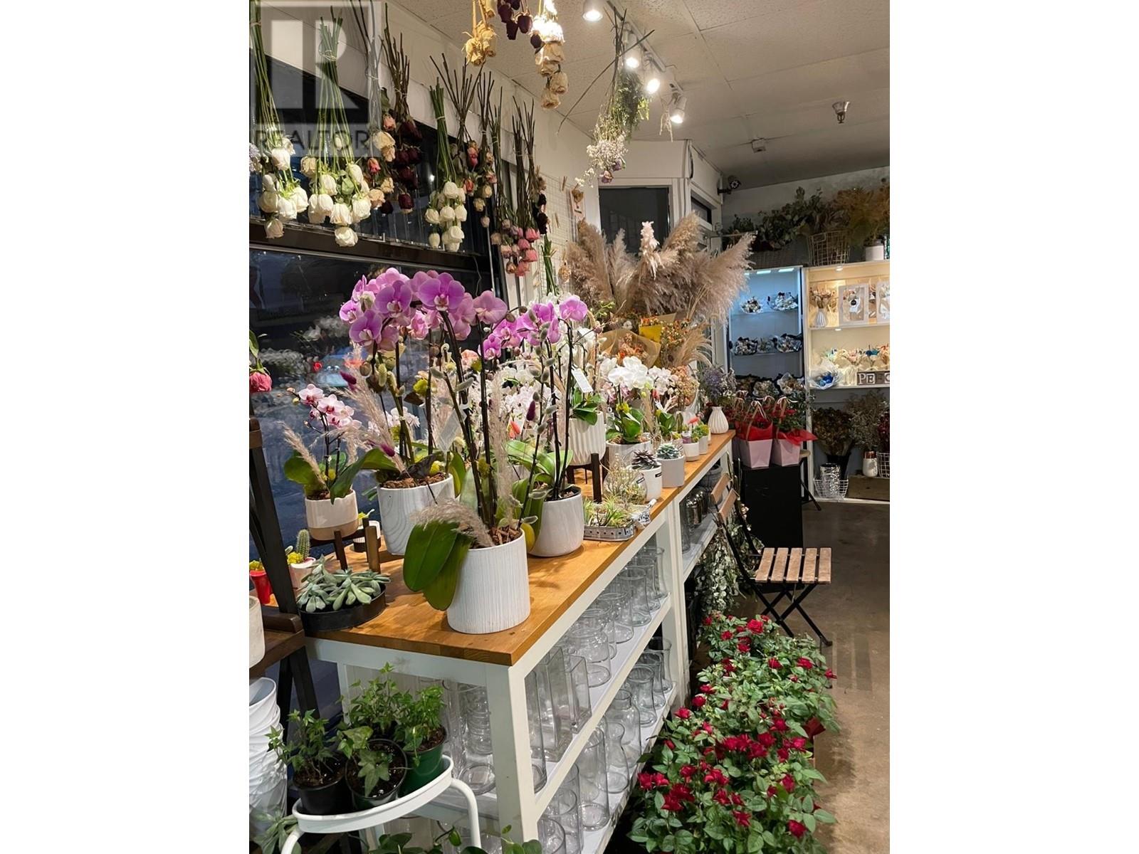 531 RICHARDS STREET, Vancouver