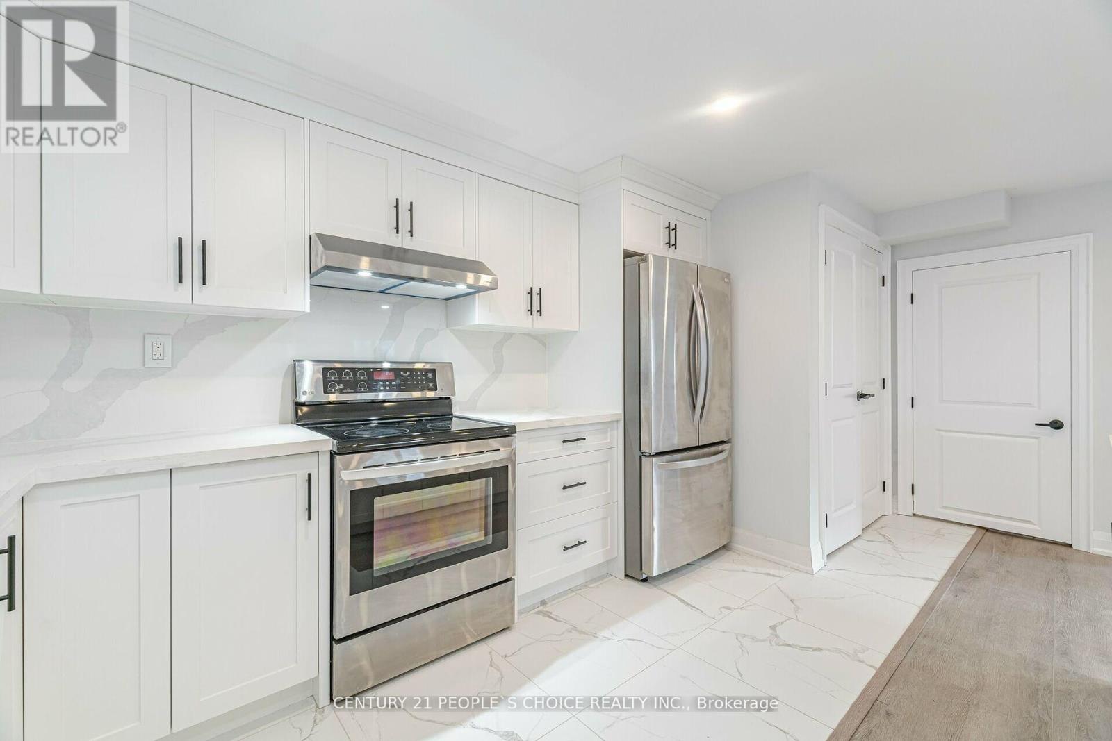 Photo 15 of 17 Park Street E, Haldimand ON