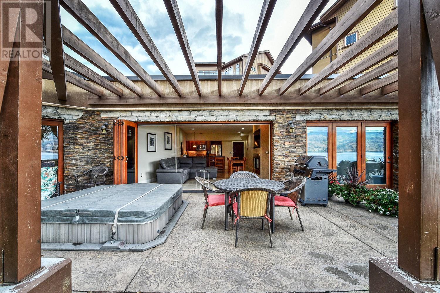 7A 4020 Pritchard Drive North, West Kelowna