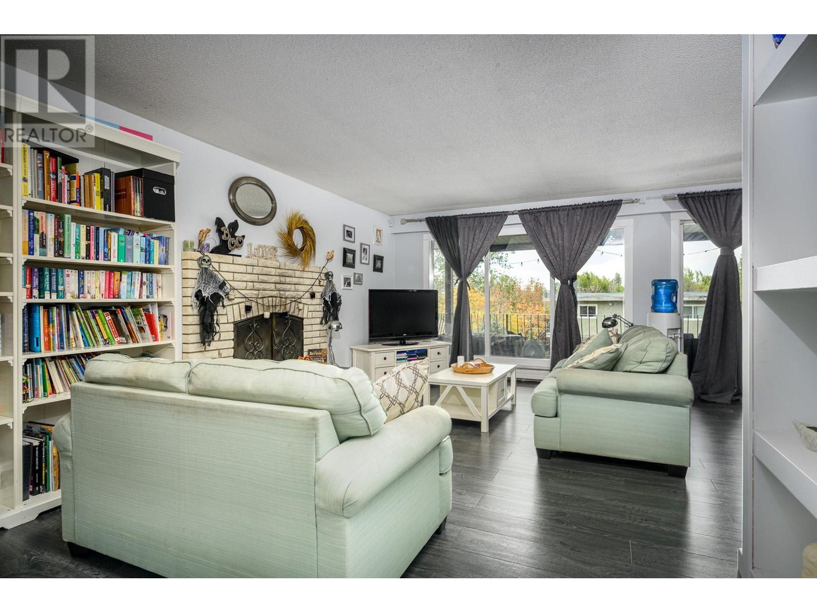4006 Pleasant Valley Road, Vernon