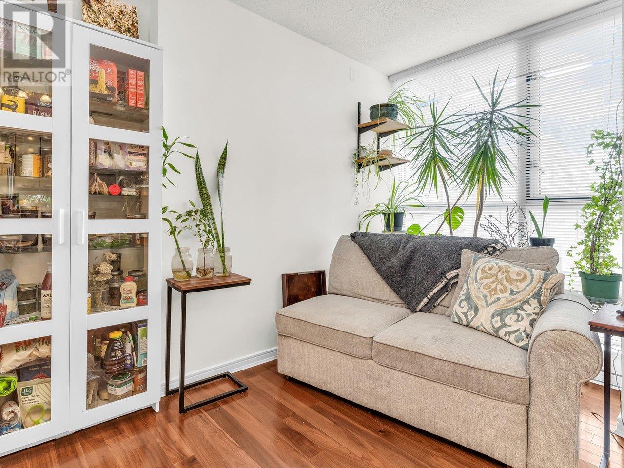 Photo 8 of 1101 1068 Hornby Street, Vancouver BC