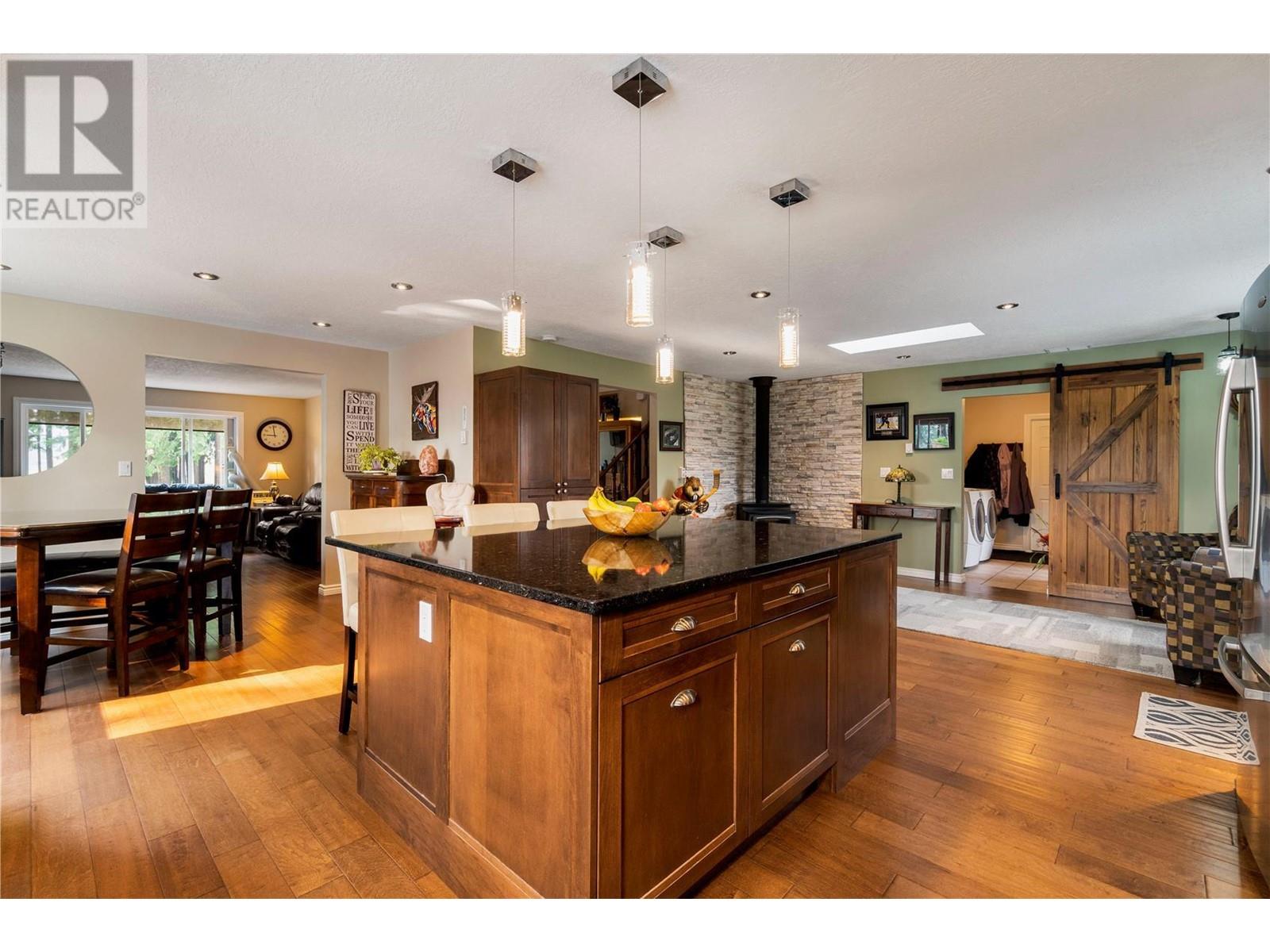  3961 20 Avenue Southeast, Salmon Arm