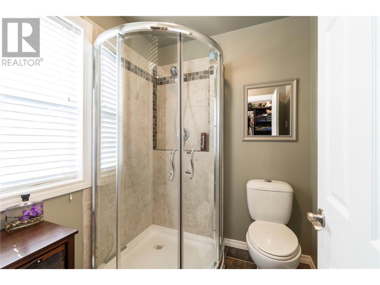  3961 20 Avenue Southeast, Salmon Arm