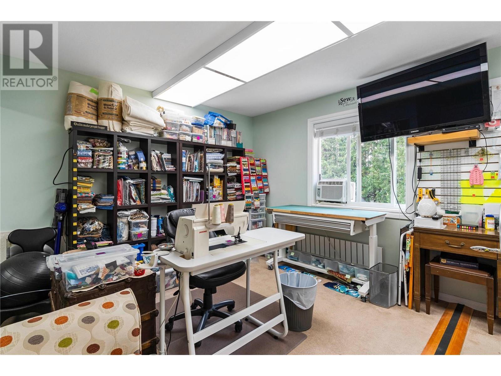  3961 20 Avenue Southeast, Salmon Arm