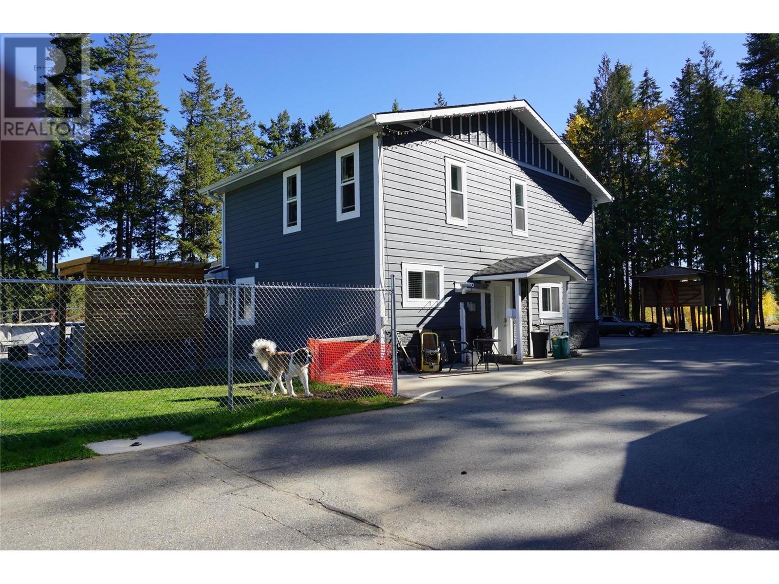 Photo 11 of 3961 20 Avenue Se, Salmon Arm BC