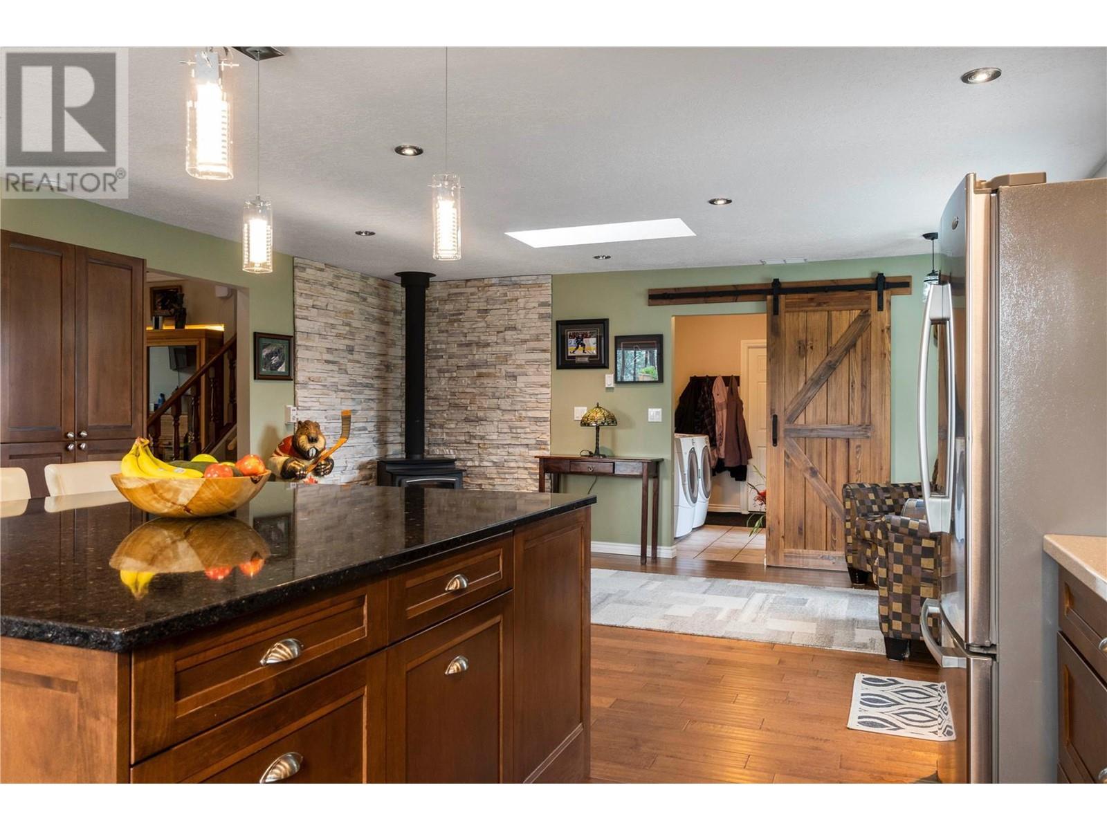 Photo 64 of 3961 20 Avenue Se, Salmon Arm BC