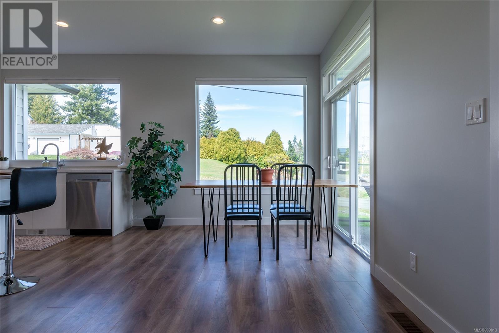 4190 Discovery Dr, Campbell River real estate listing 989813