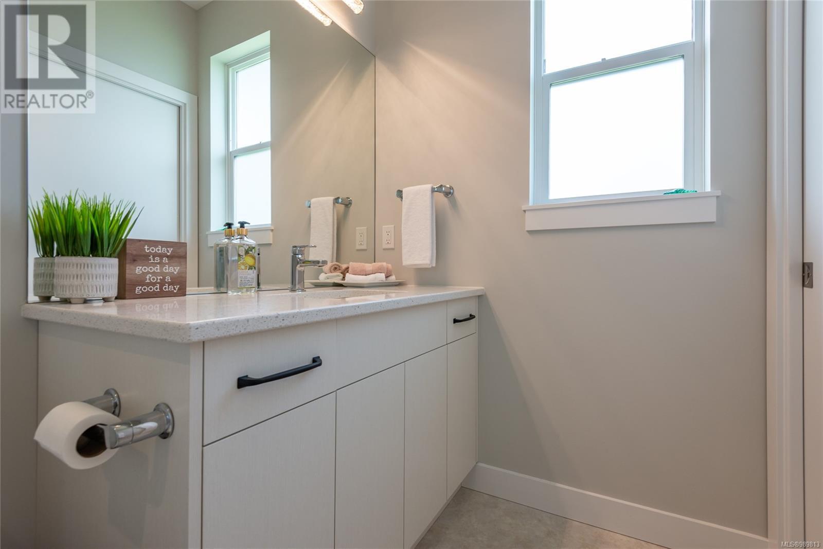 4190 Discovery Dr, Campbell River real estate listing 989813