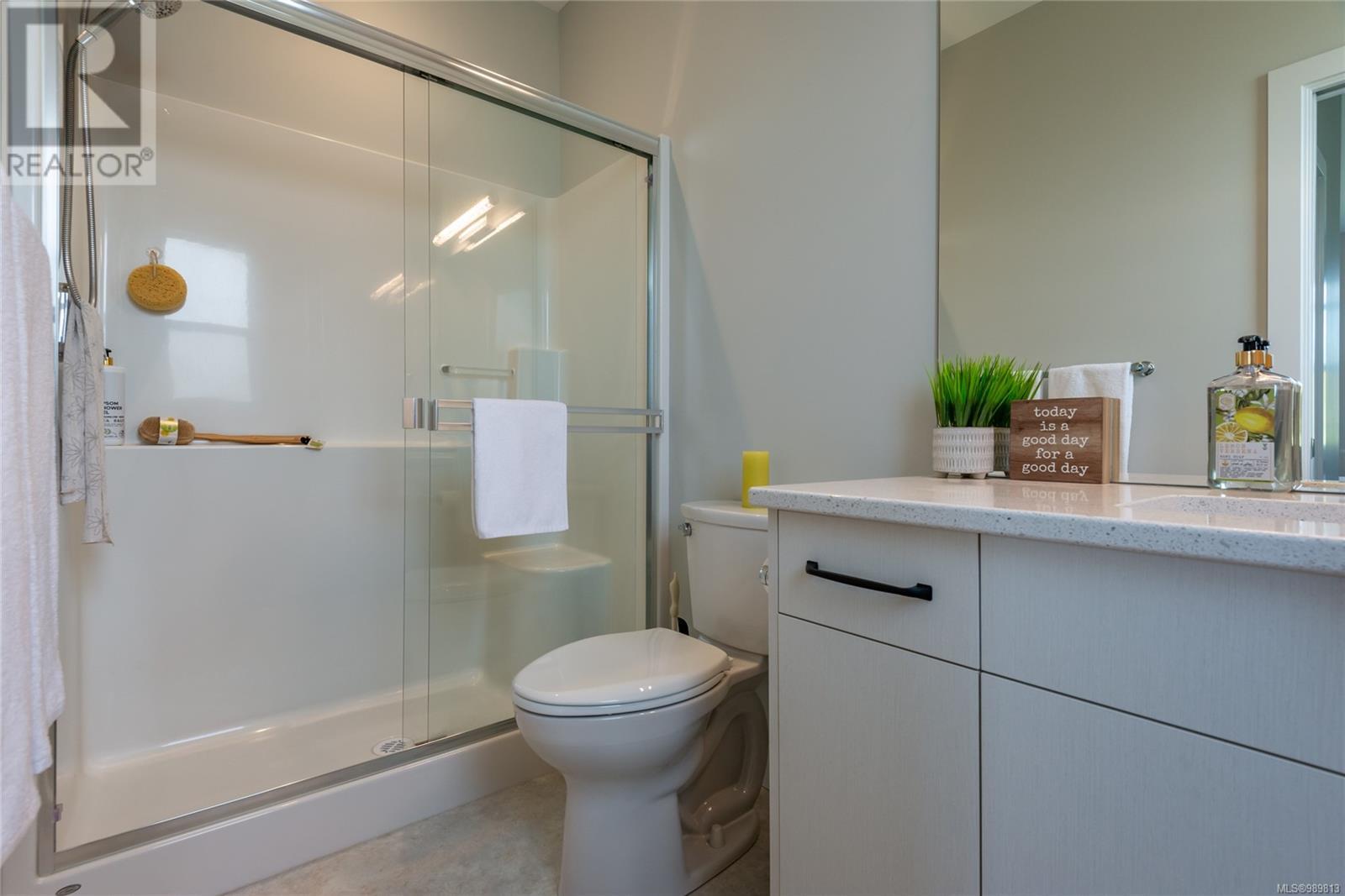 4190 Discovery Dr, Campbell River real estate listing 989813