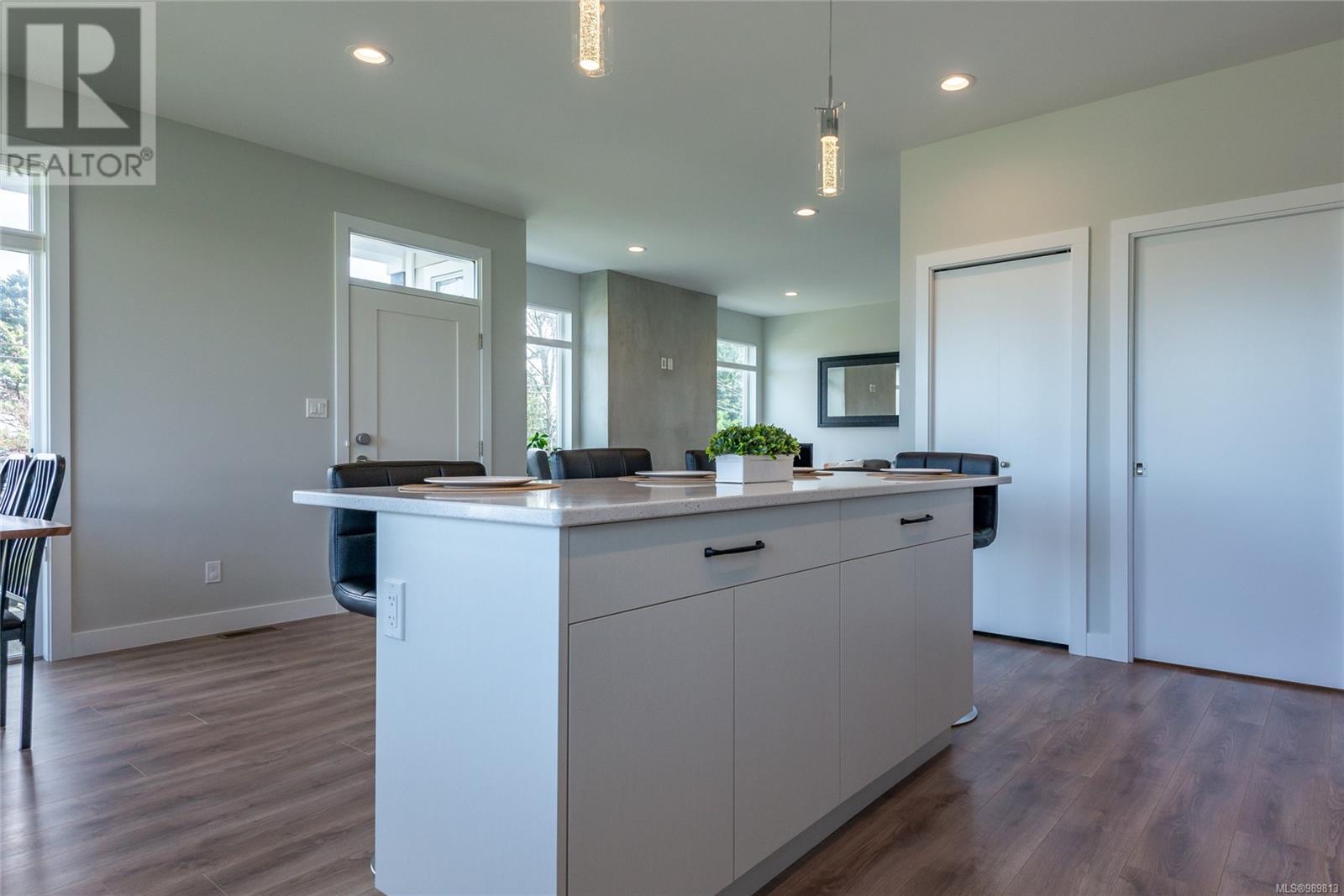 4190 Discovery Dr, Campbell River real estate listing 989813