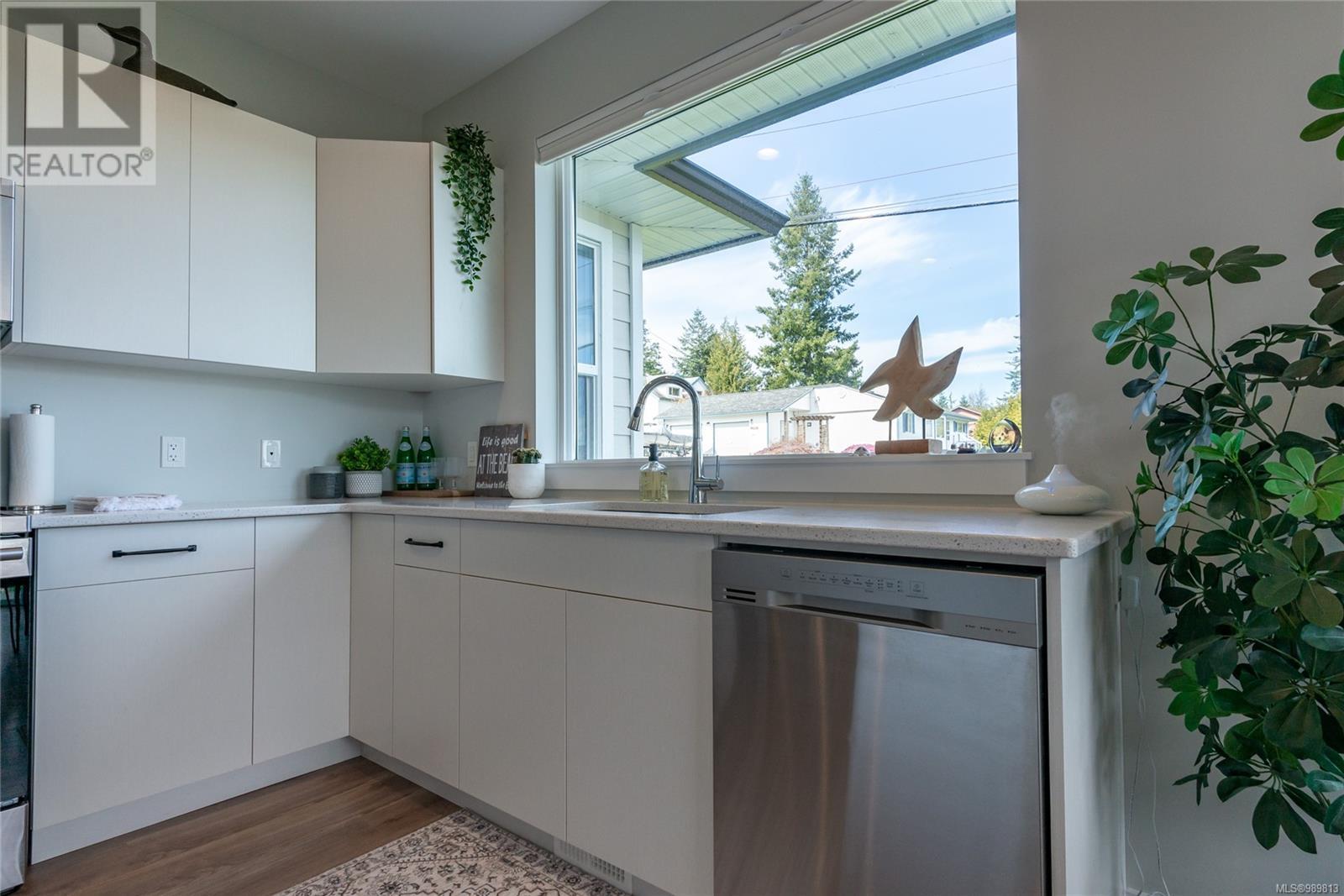 4190 Discovery Dr, Campbell River real estate listing 989813