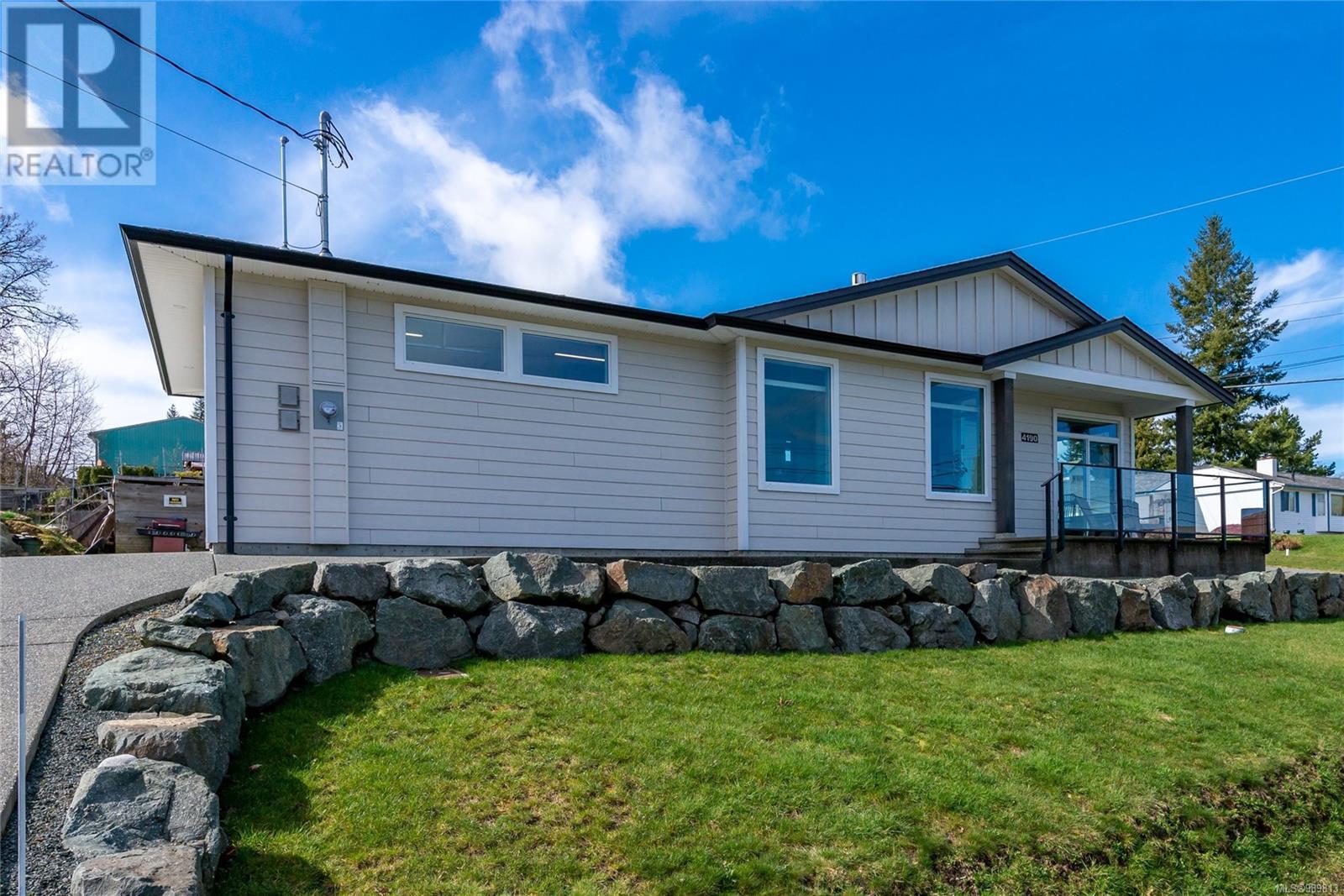 4190 Discovery Dr, Campbell River real estate listing 989813