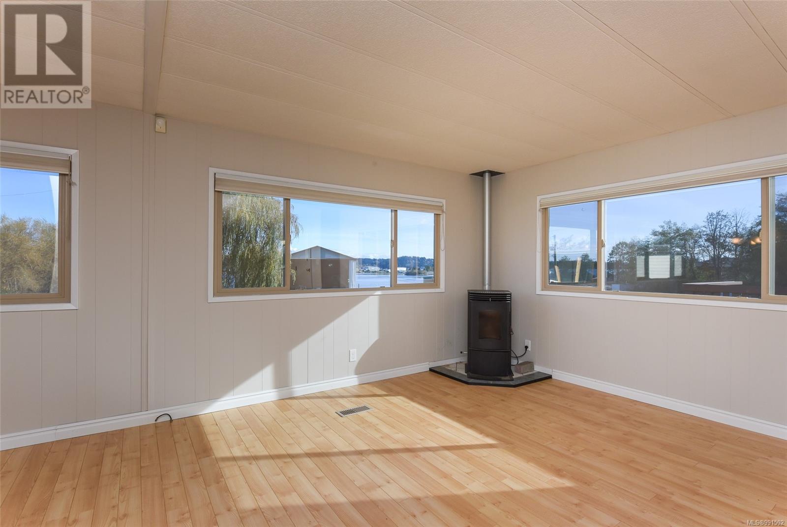 4 1451 Perkins Rd, Campbell River real estate listing 991502