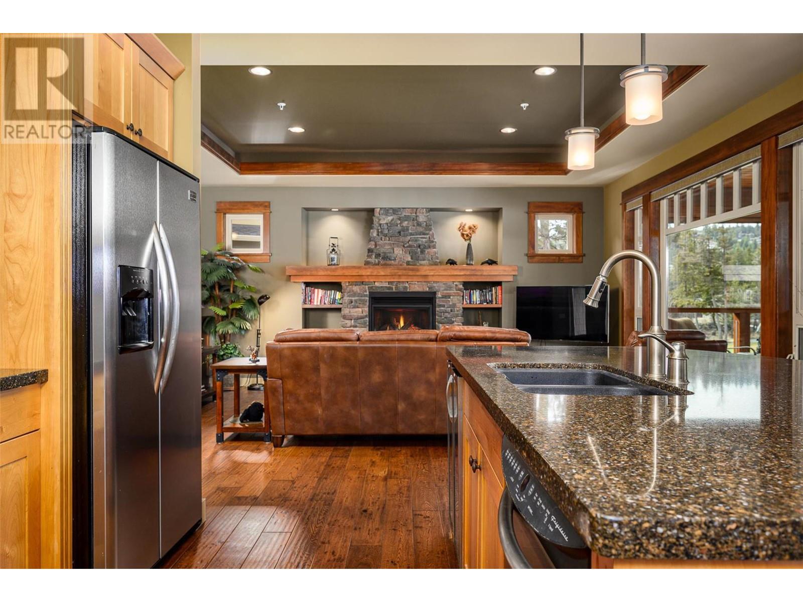 4 27 Birdie Lake Drive, Vernon