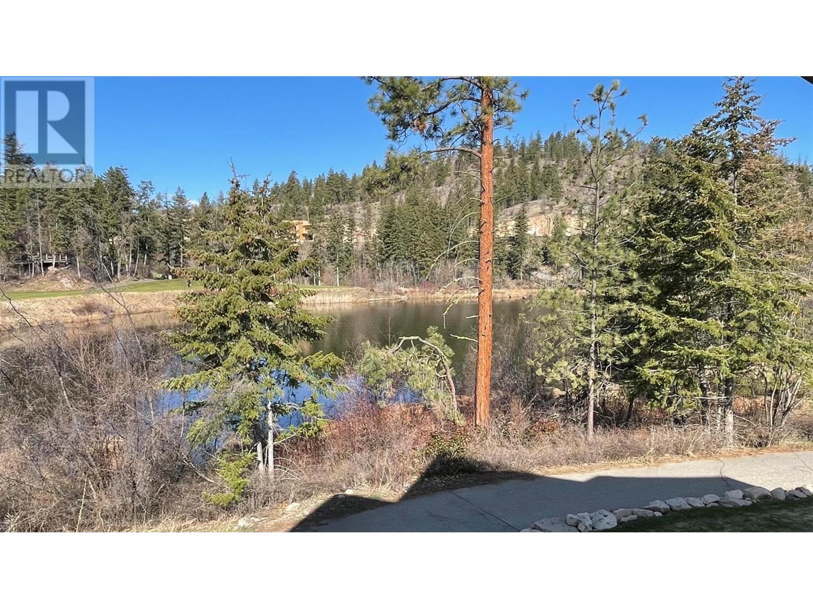 4 27 Birdie Lake Drive, Vernon