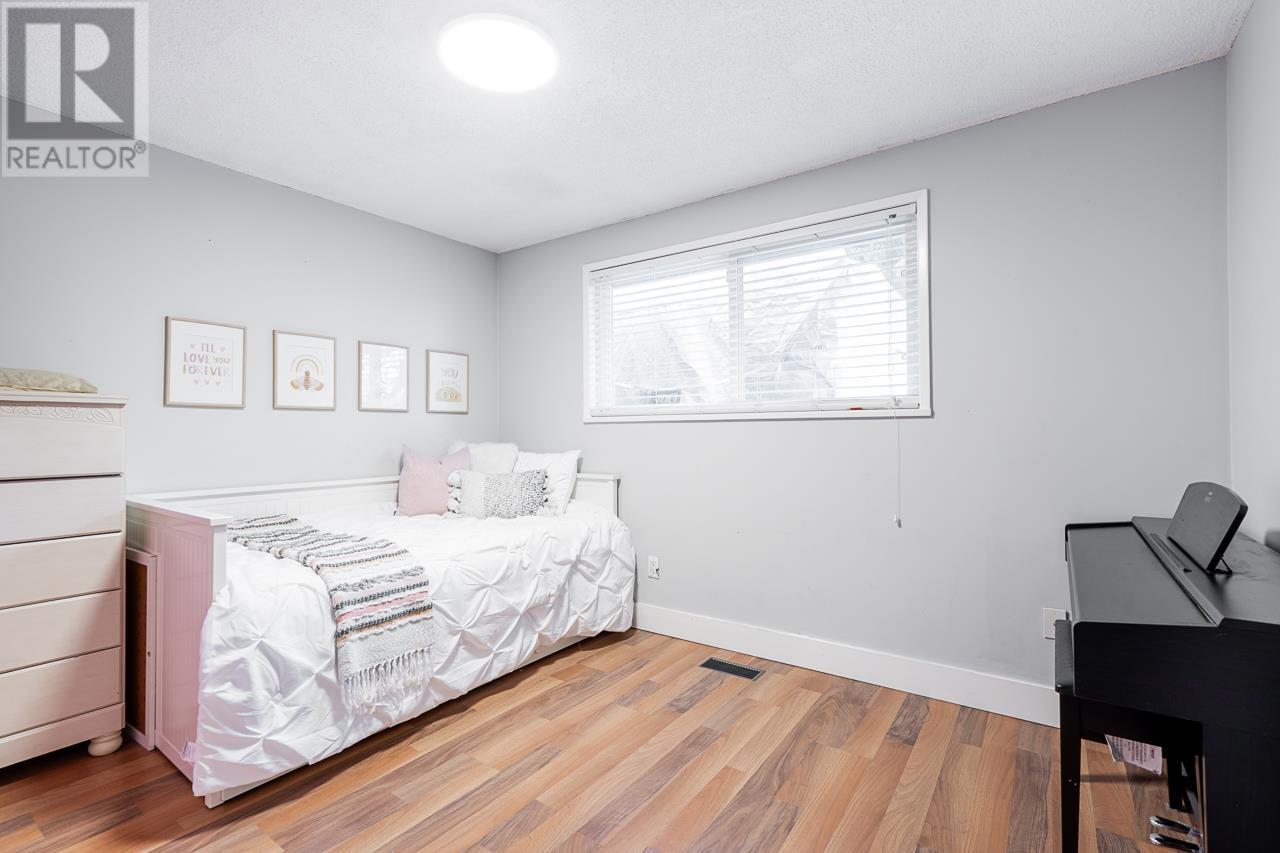1050 COMO LAKE AVENUE, Coquitlam
