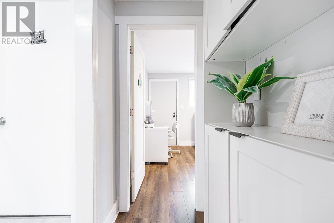 1050 COMO LAKE AVENUE, Coquitlam