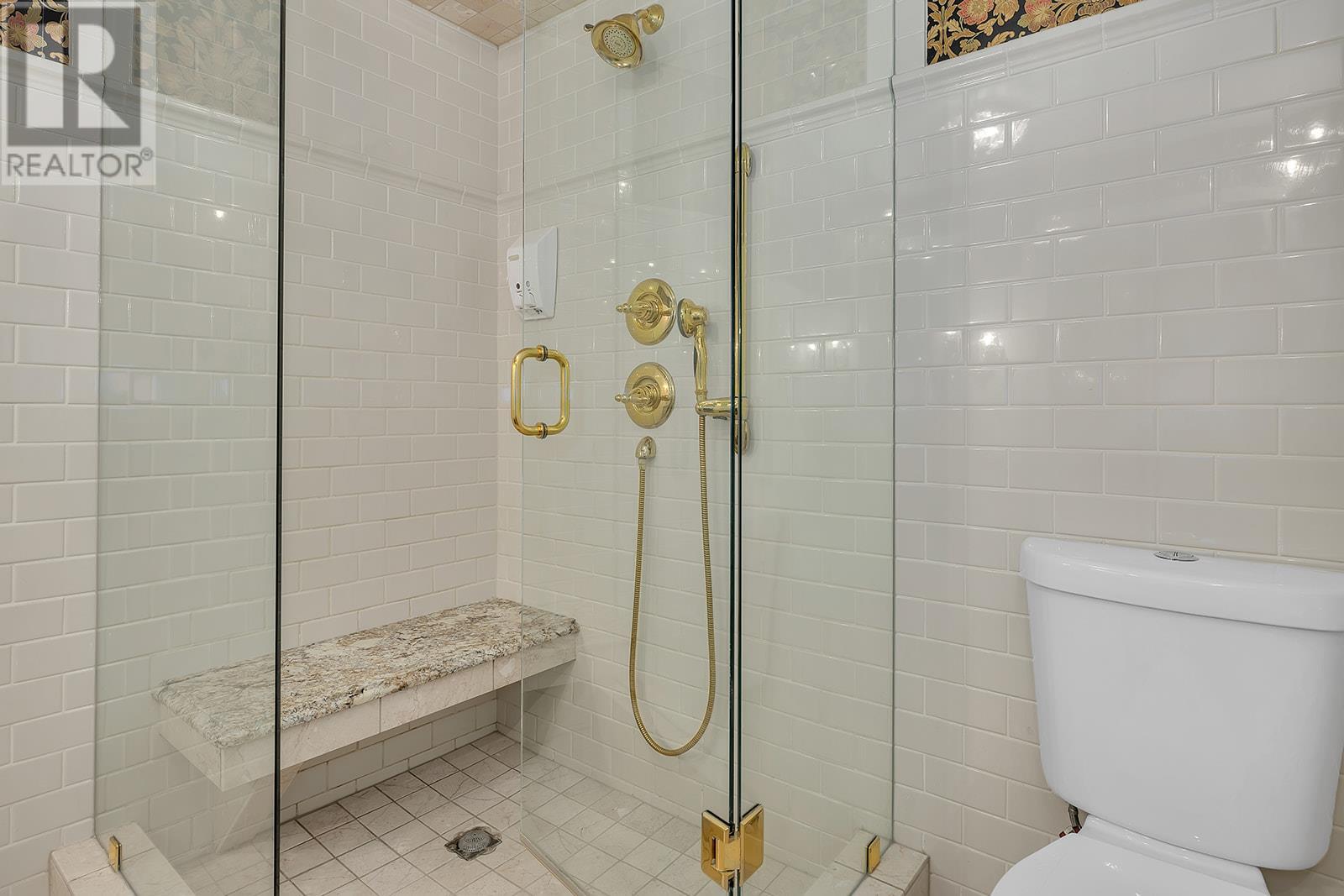 1003 1152 Sunset Drive, Kelowna