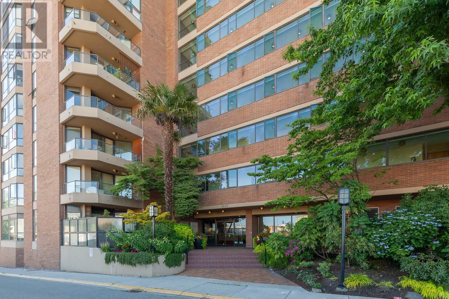 Photo 2 of 1003 1450 Pennyfarthing Drive, Vancouver BC