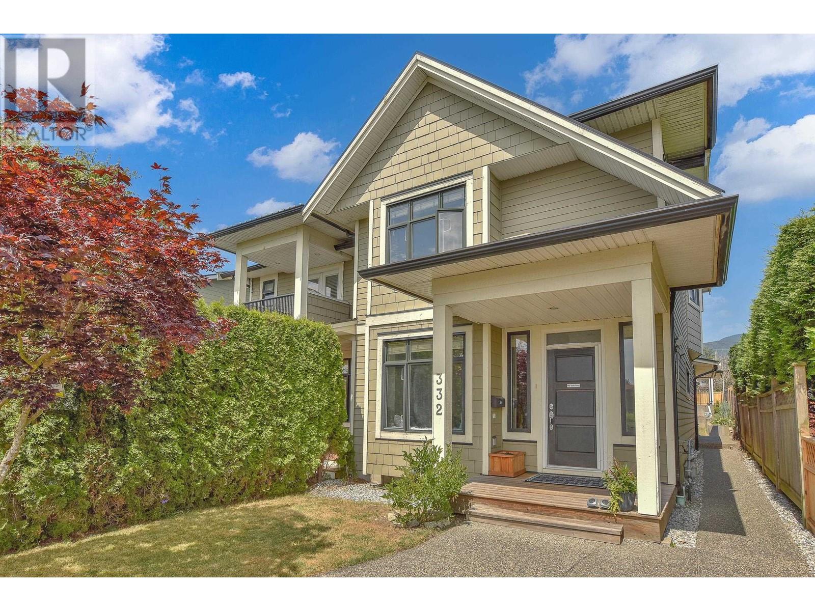 332 E 11TH STREET, North Vancouver