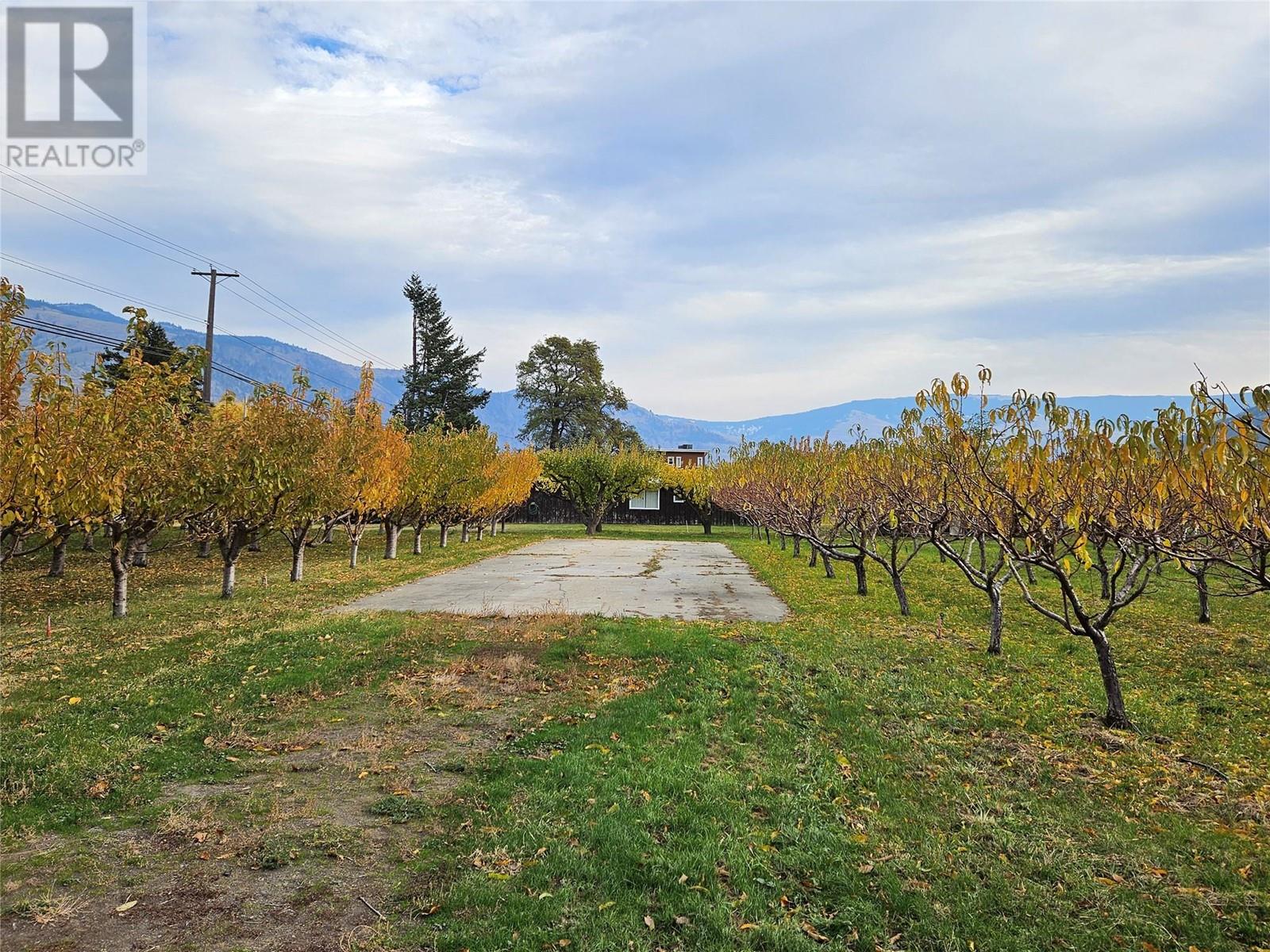  17 7th Avenue, Keremeos