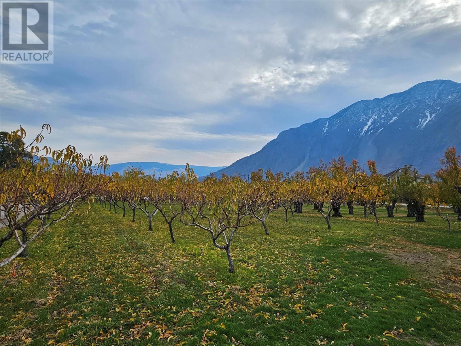  17 7th Avenue, Keremeos