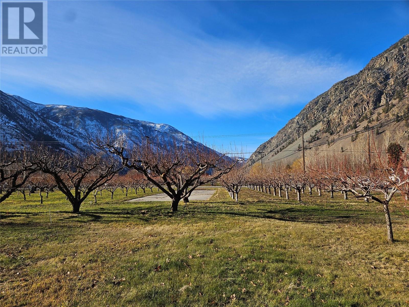  17 7th Avenue, Keremeos