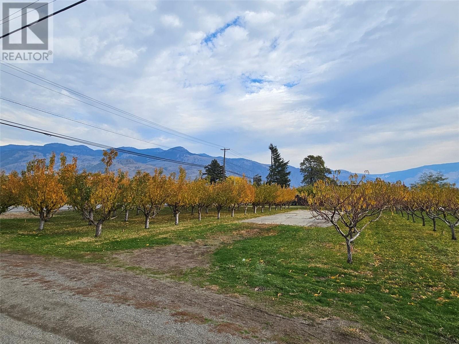  17 7th Avenue, Keremeos