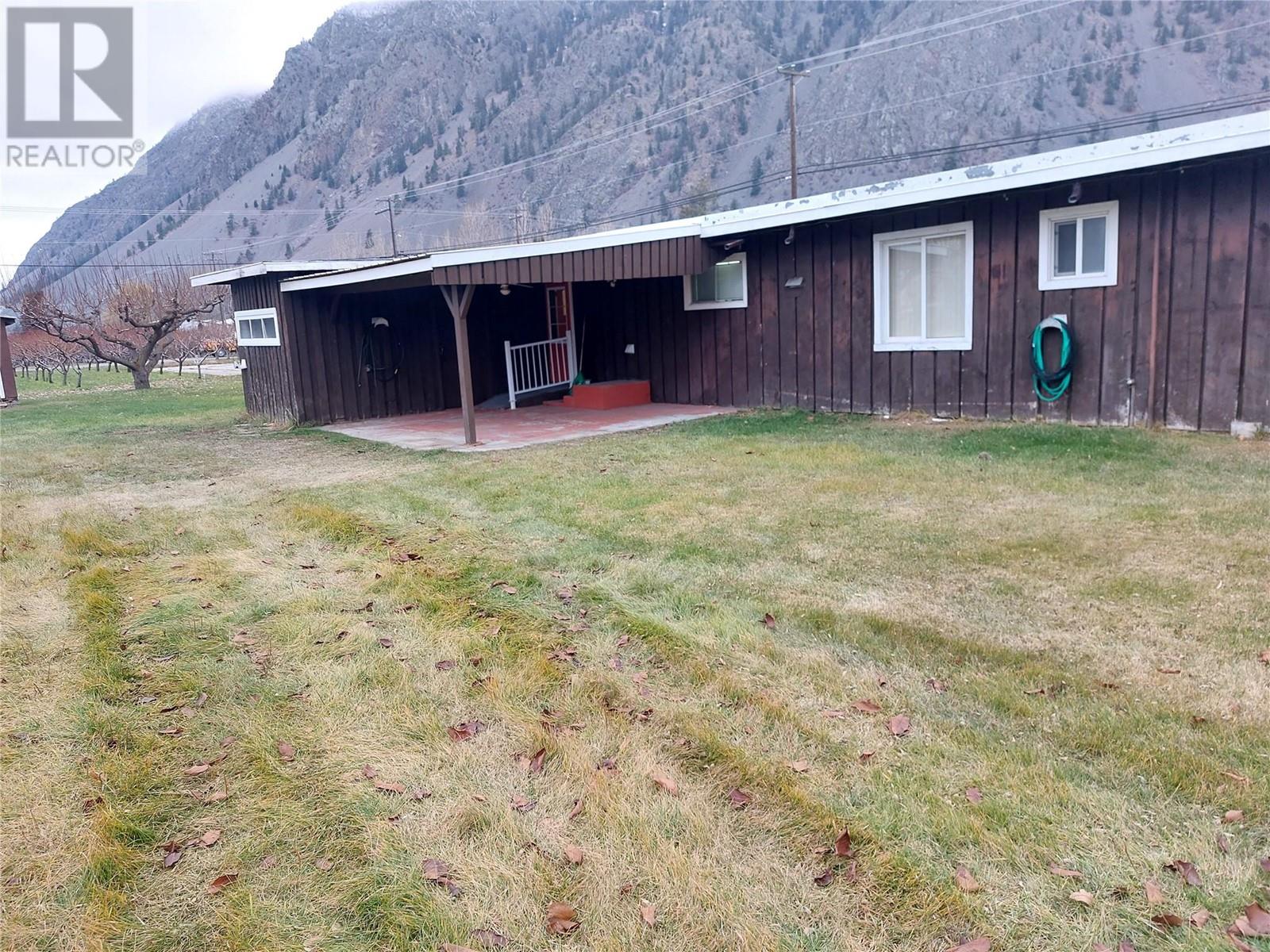  17 7th Avenue, Keremeos
