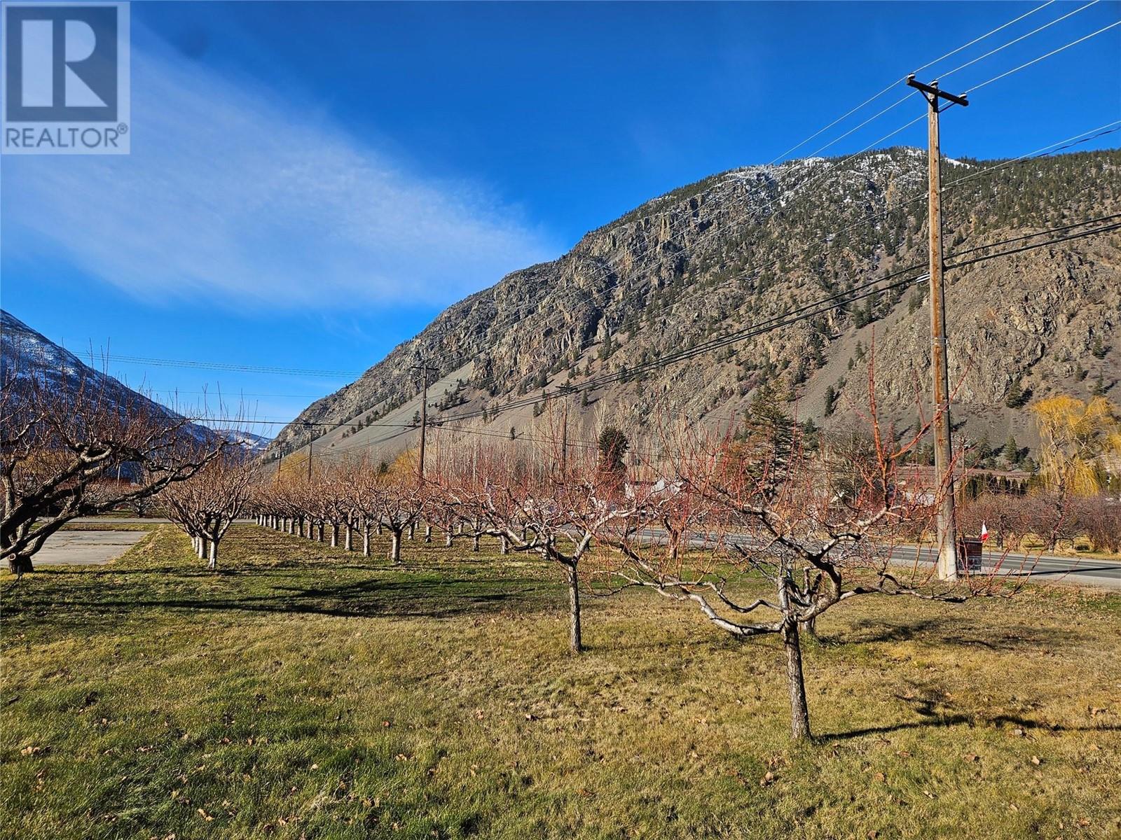  17 7th Avenue, Keremeos