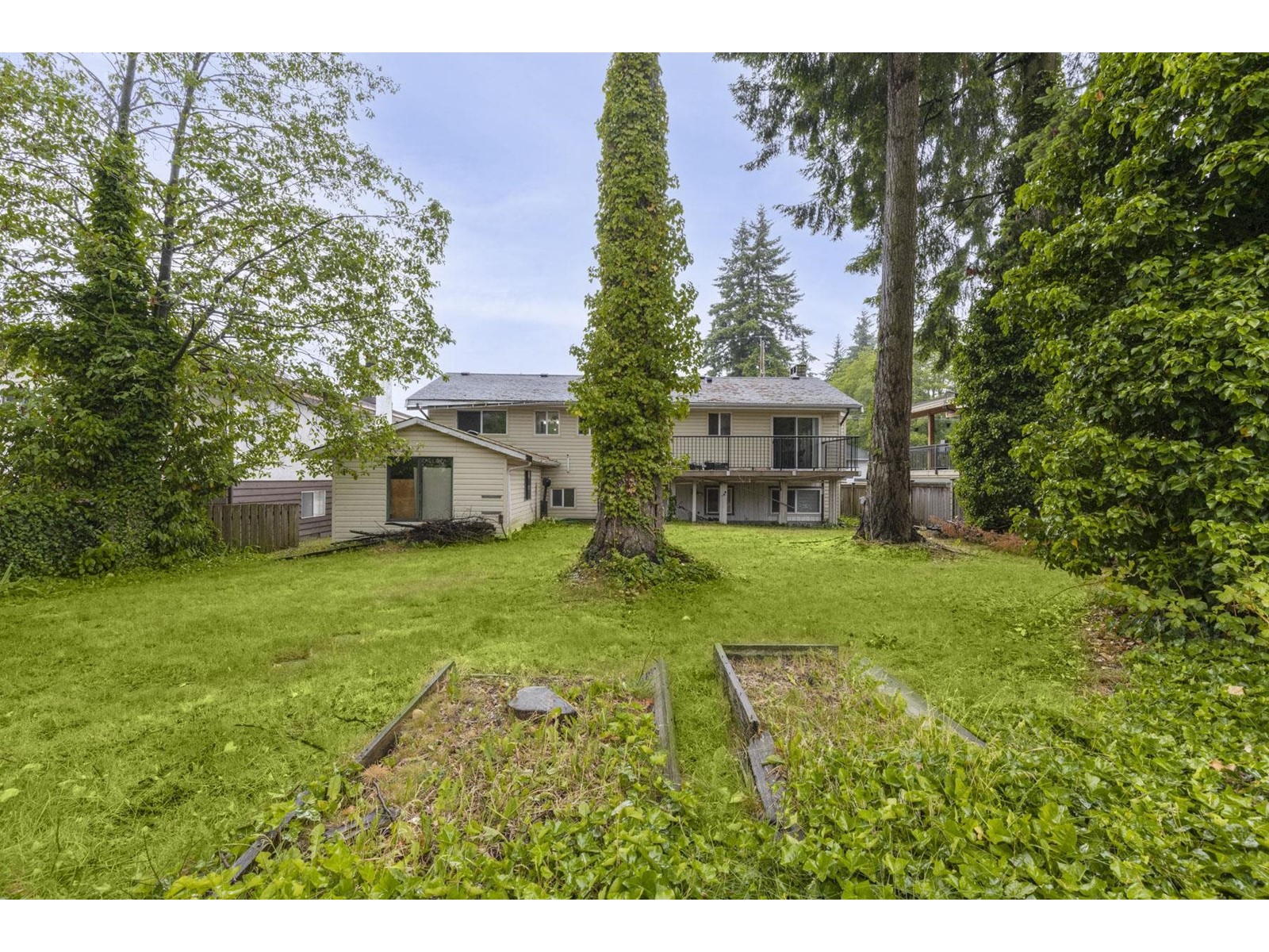 5898 124 STREET, Surrey