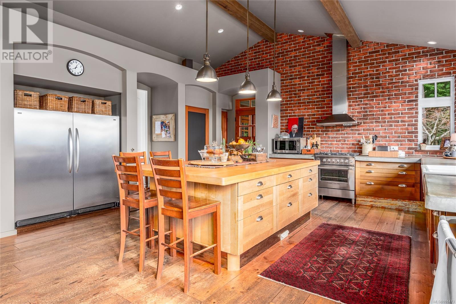 2465 Back Rd, Courtenay real estate listing 991473