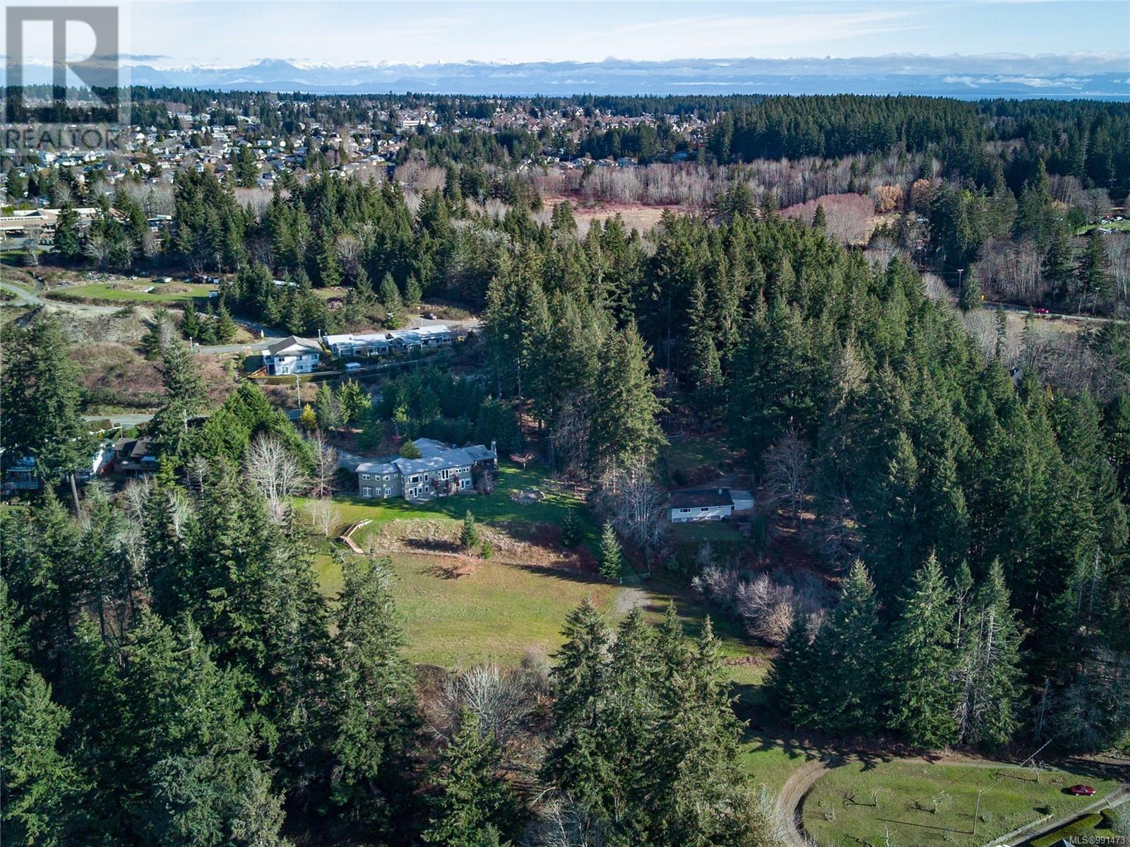 2465 Back Rd, Courtenay real estate listing 991473