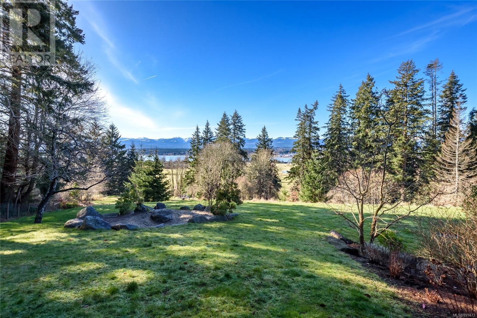 2465 Back Rd, Courtenay real estate listing 991473