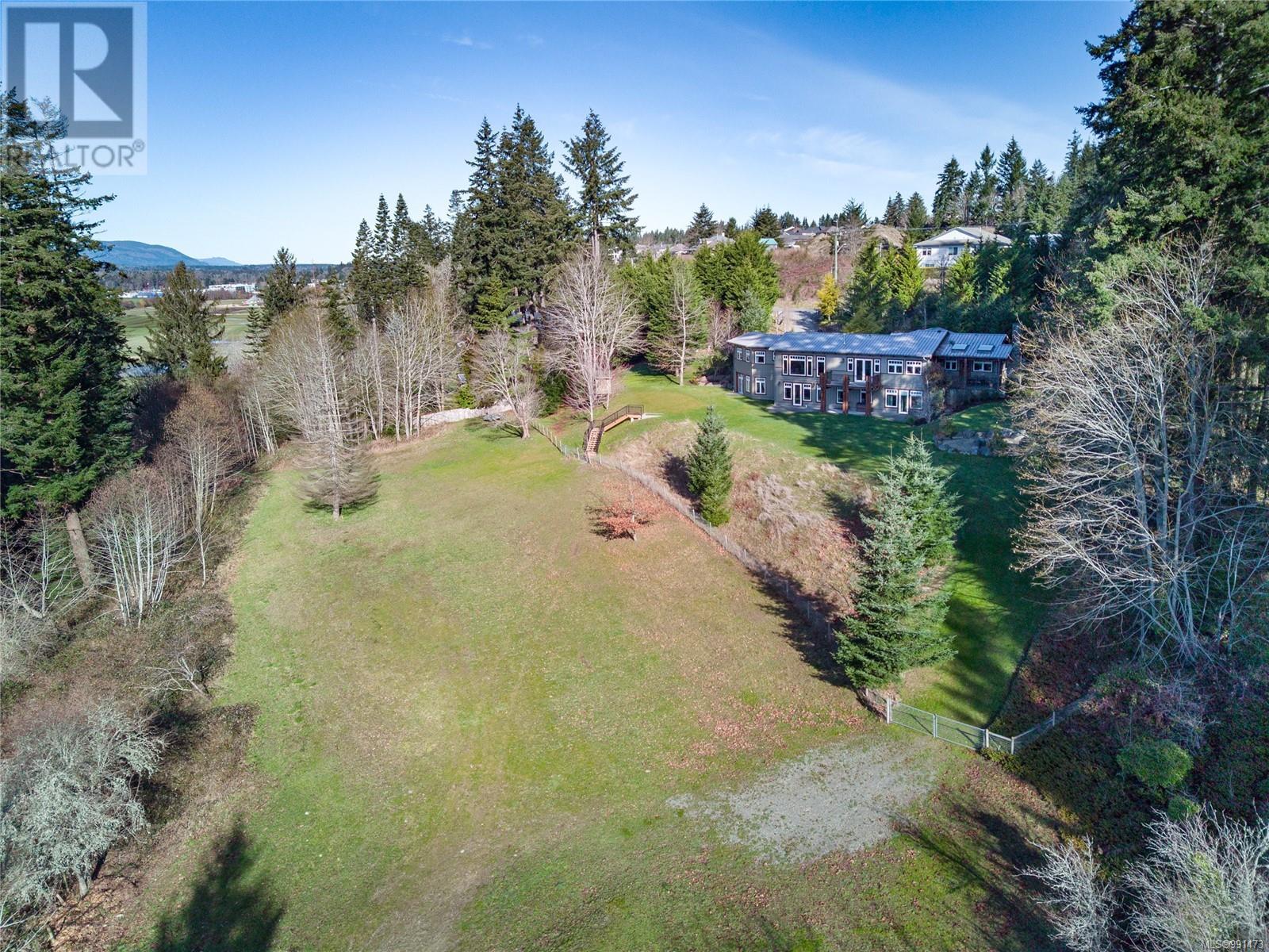 2465 Back Rd, Courtenay real estate listing 991473