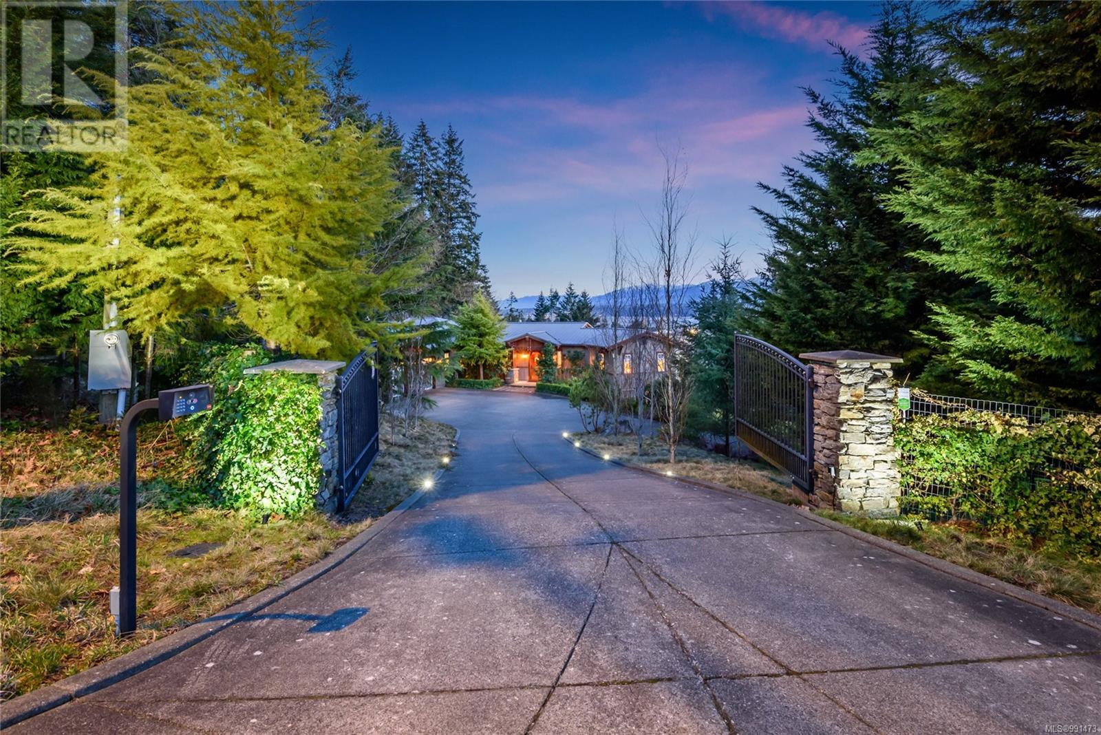 2465 Back Rd, Courtenay real estate listing 991473