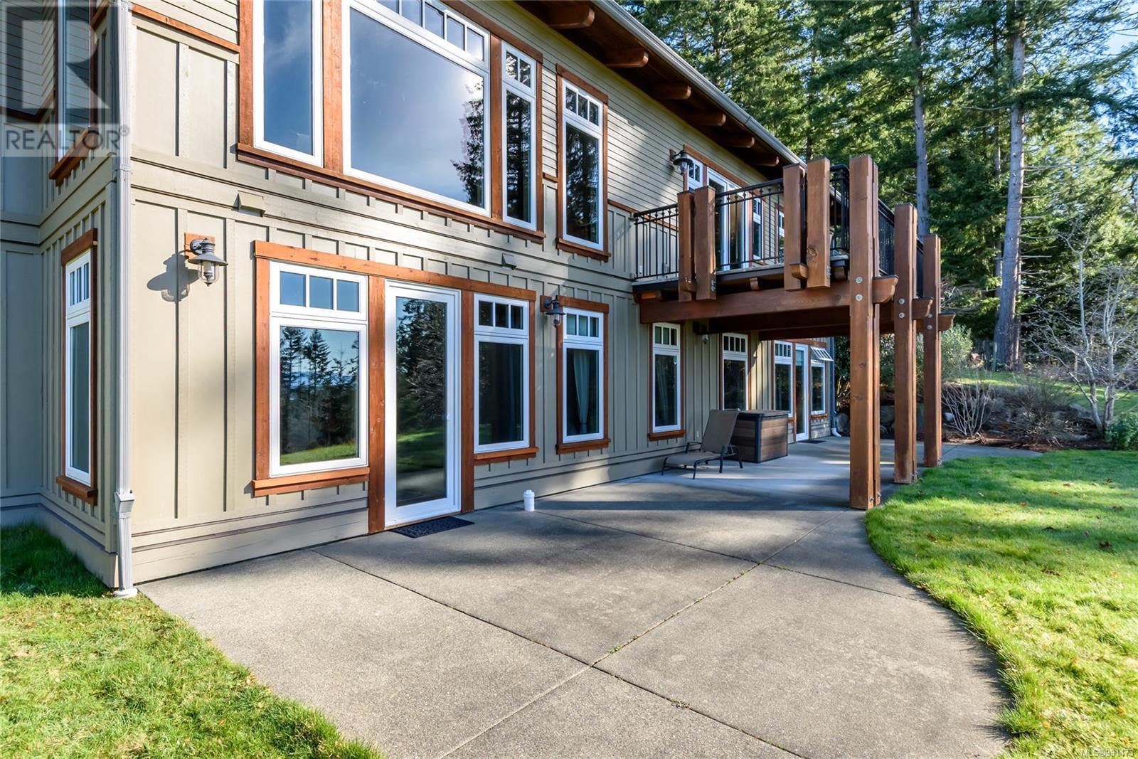 2465 Back Rd, Courtenay real estate listing 991473