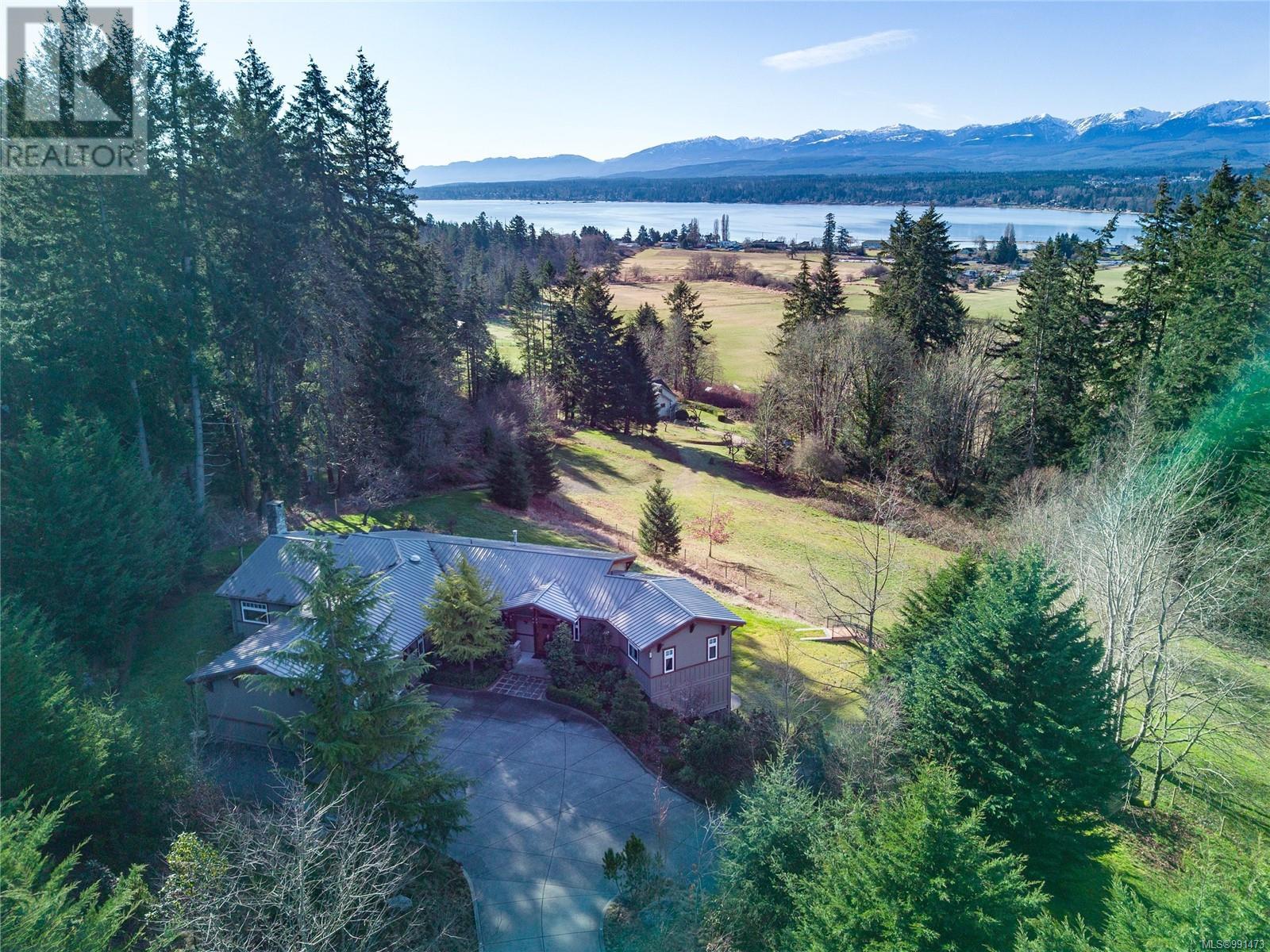 2465 Back Rd, Courtenay real estate listing 991473
