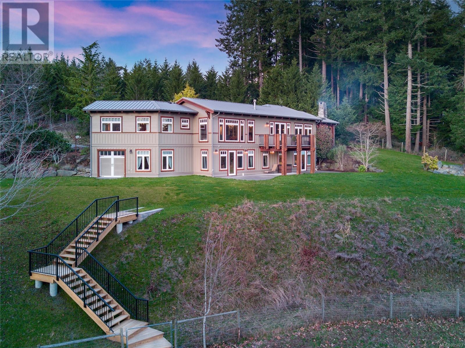 2465 Back Rd, Courtenay real estate listing 991473