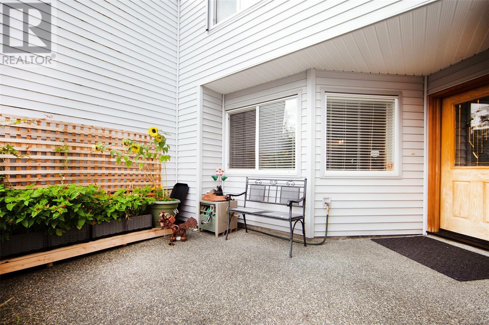 16 1600 Brynmarl Rd, Nanoose Bay
