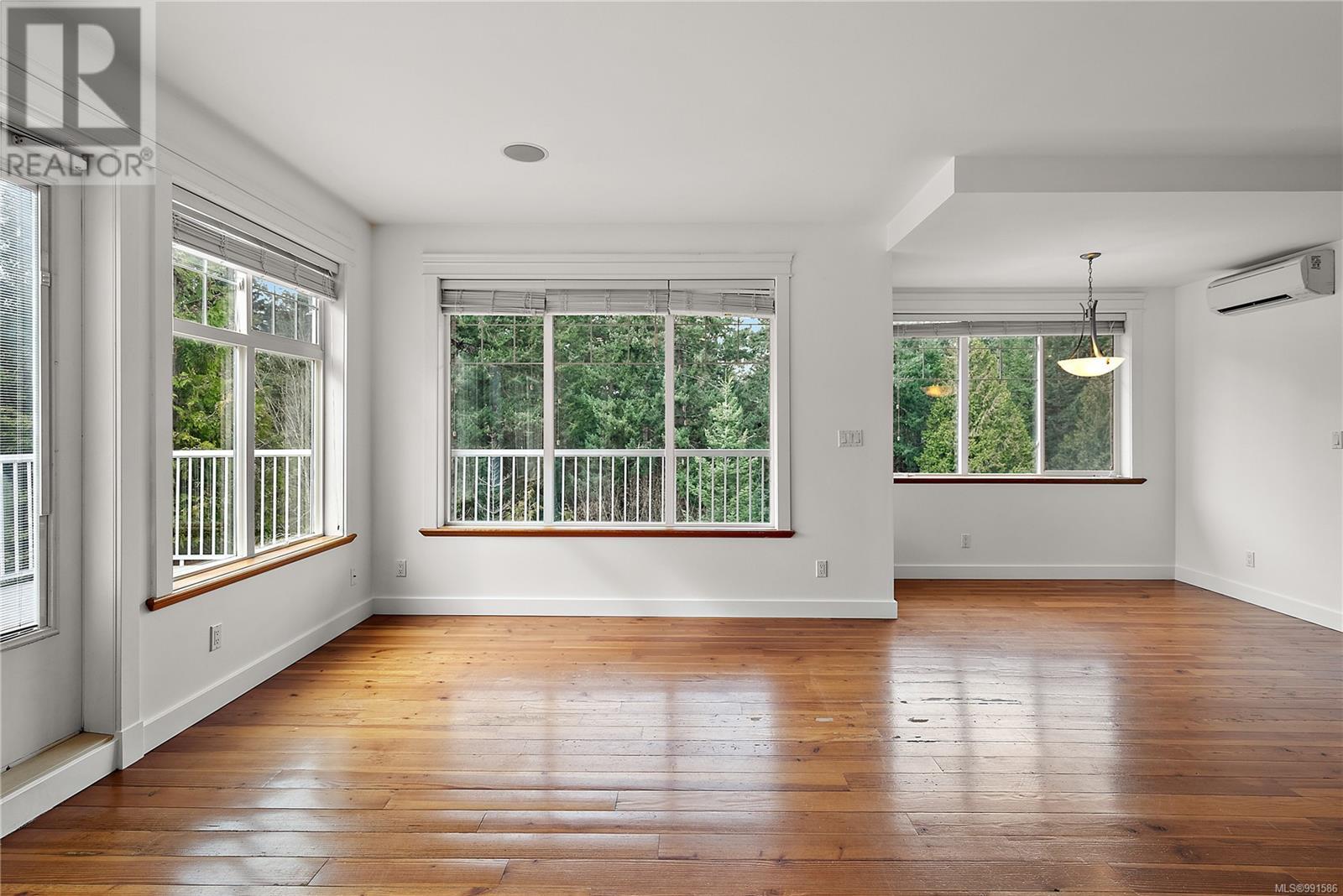 3456 Auburn Crt, Langford real estate listing 991586